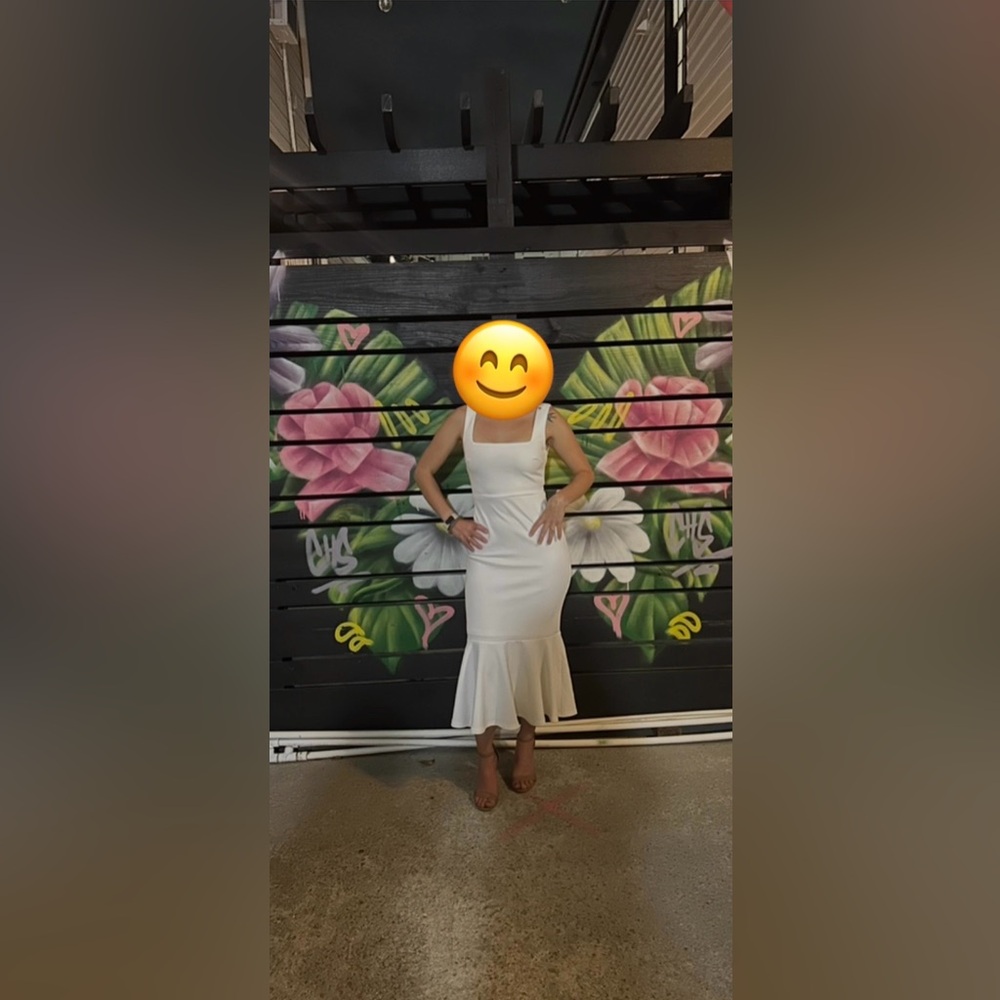 Lulu's Cream Sleeveless Midi Dress